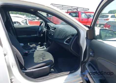 2014 Dodge Avenger Se z USA, uszkodzony, nr VIN 1C3CDZAB0EN190628